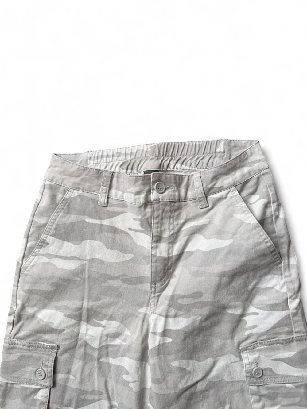 Wild Fable Camo Cargo Pants Women’s XS Gray Utility Straight Leg - Picture 2 of 5